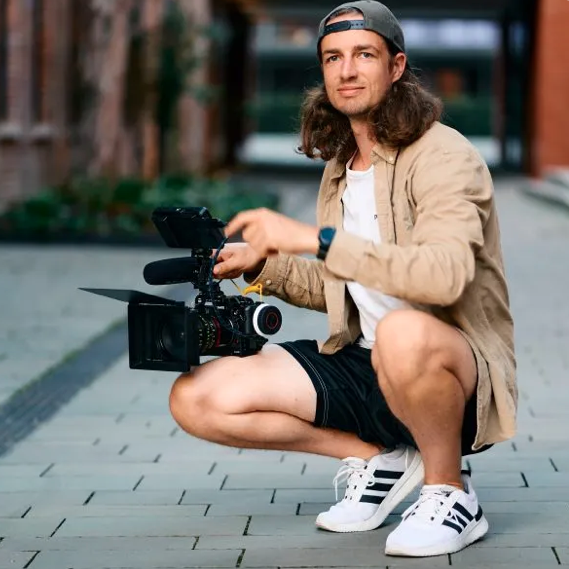 Home bildschirmfoto 2025 10 18 um 15.24.01